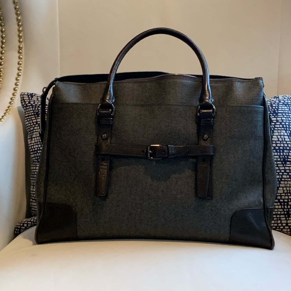 Tumi Women’s large leather laptop tote